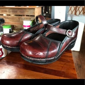 Woman’s size 38 Red Mary Jane leather Dansko
